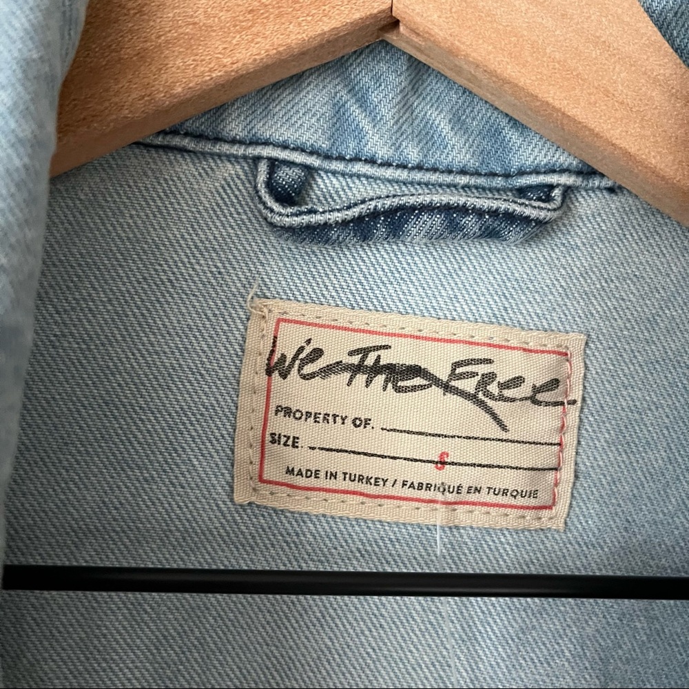 NEW Free People Denim Jacket Raw Edge Front S - Picture 11 of 15